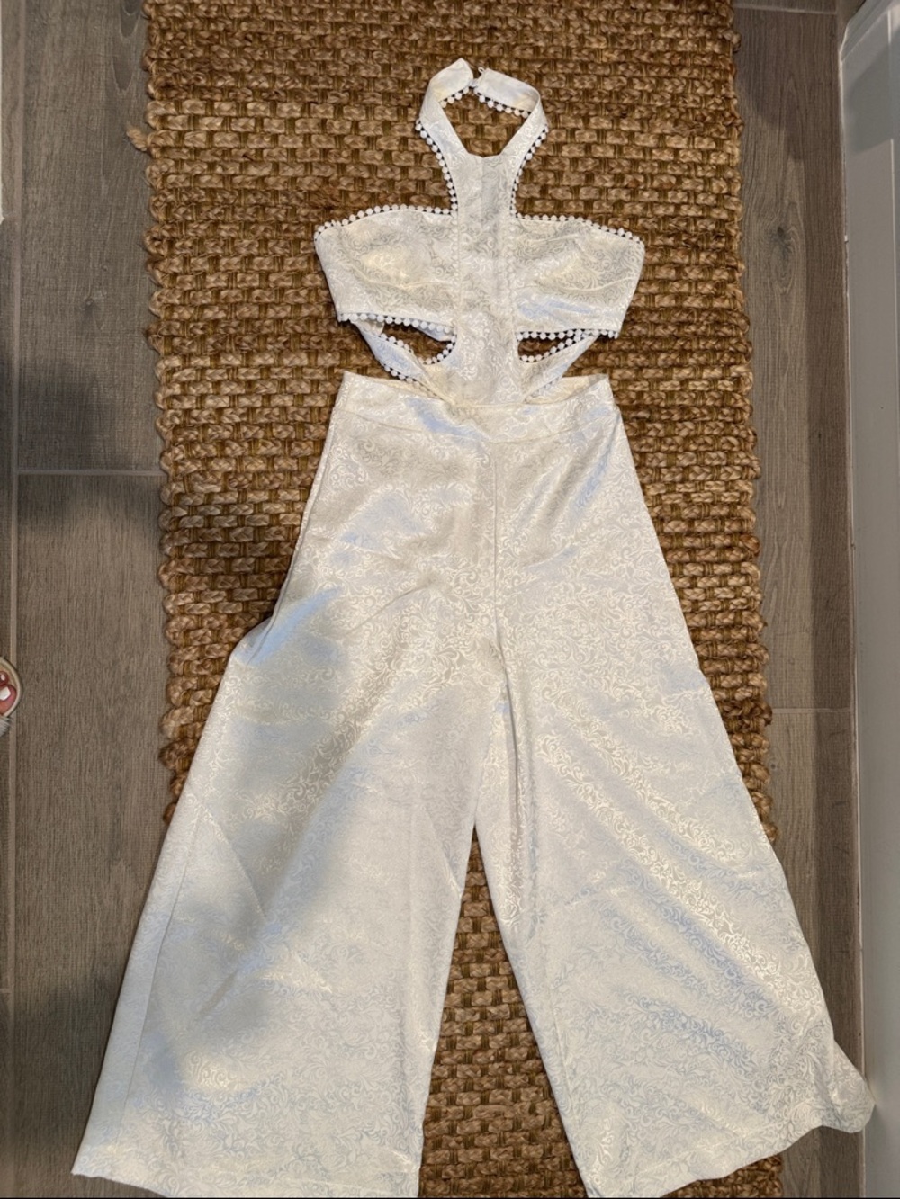 White Halter Cutout Wide-Leg Jumpsuit - Picture 5 of 9